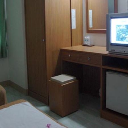 Chongko Guesthouse Patong المظهر الخارجي الصورة